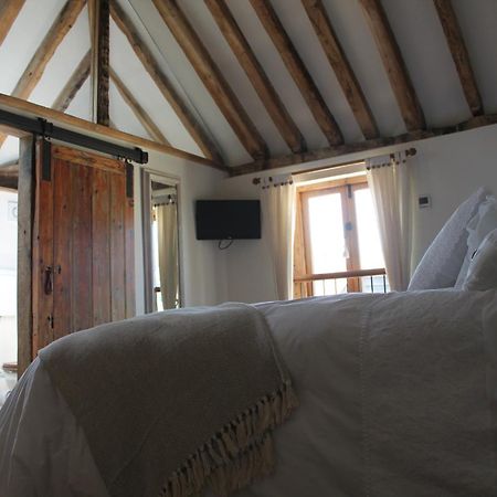 The Dovecote - Unique Self-Contained 1Bed Renovated Barn Villa แซฟฟรอนวอลเดน ภายนอก รูปภาพ