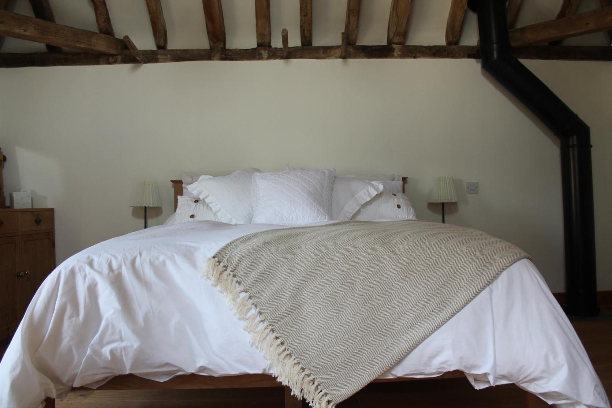 The Dovecote - Unique Self-Contained 1Bed Renovated Barn Villa แซฟฟรอนวอลเดน ภายนอก รูปภาพ