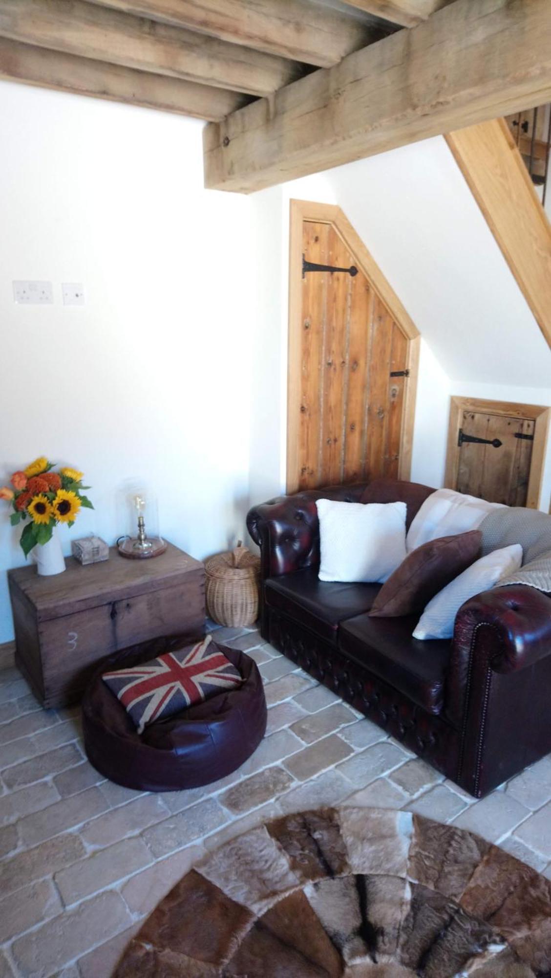 The Dovecote - Unique Self-Contained 1Bed Renovated Barn Villa แซฟฟรอนวอลเดน ภายนอก รูปภาพ